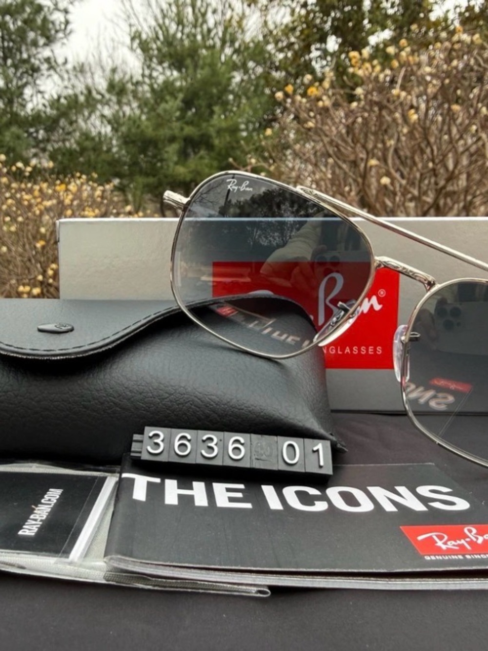 Ray-Ban Men's RB3636 Caravan Aviator Sunglasses – Silver Metal Frame
